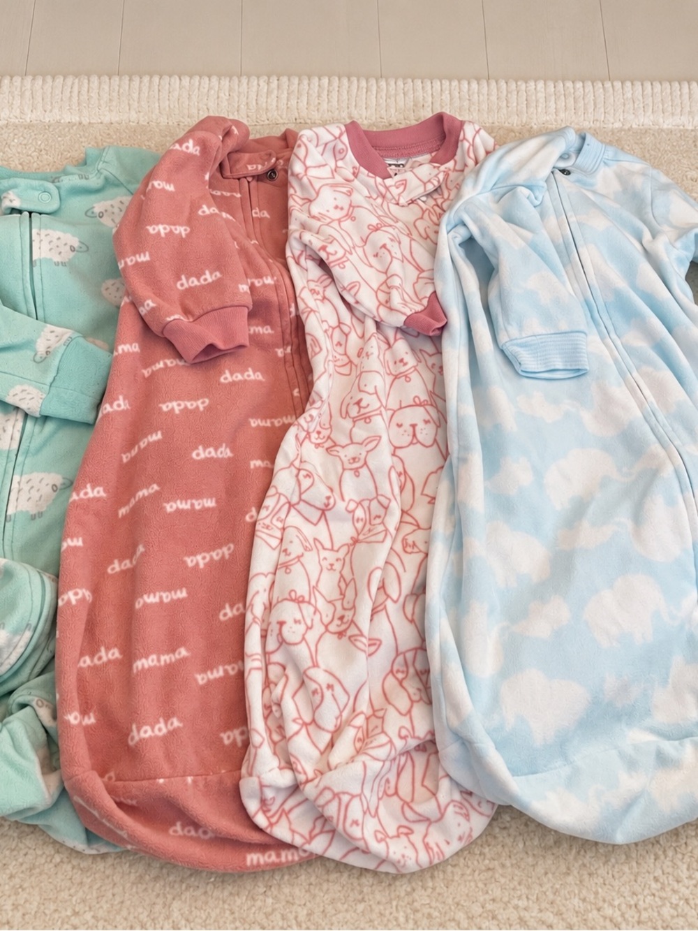 4 Carter’s sleep sacks. Size S (0-9mo)